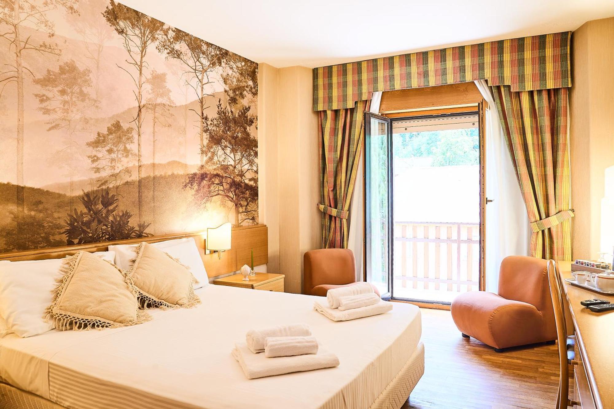 Hotel Camigliatello Камільятелло-Сілано Екстер'єр фото