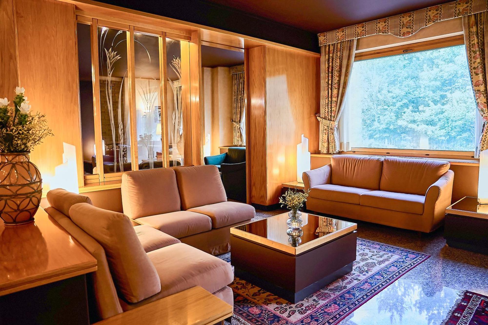 Hotel Camigliatello Камільятелло-Сілано Екстер'єр фото